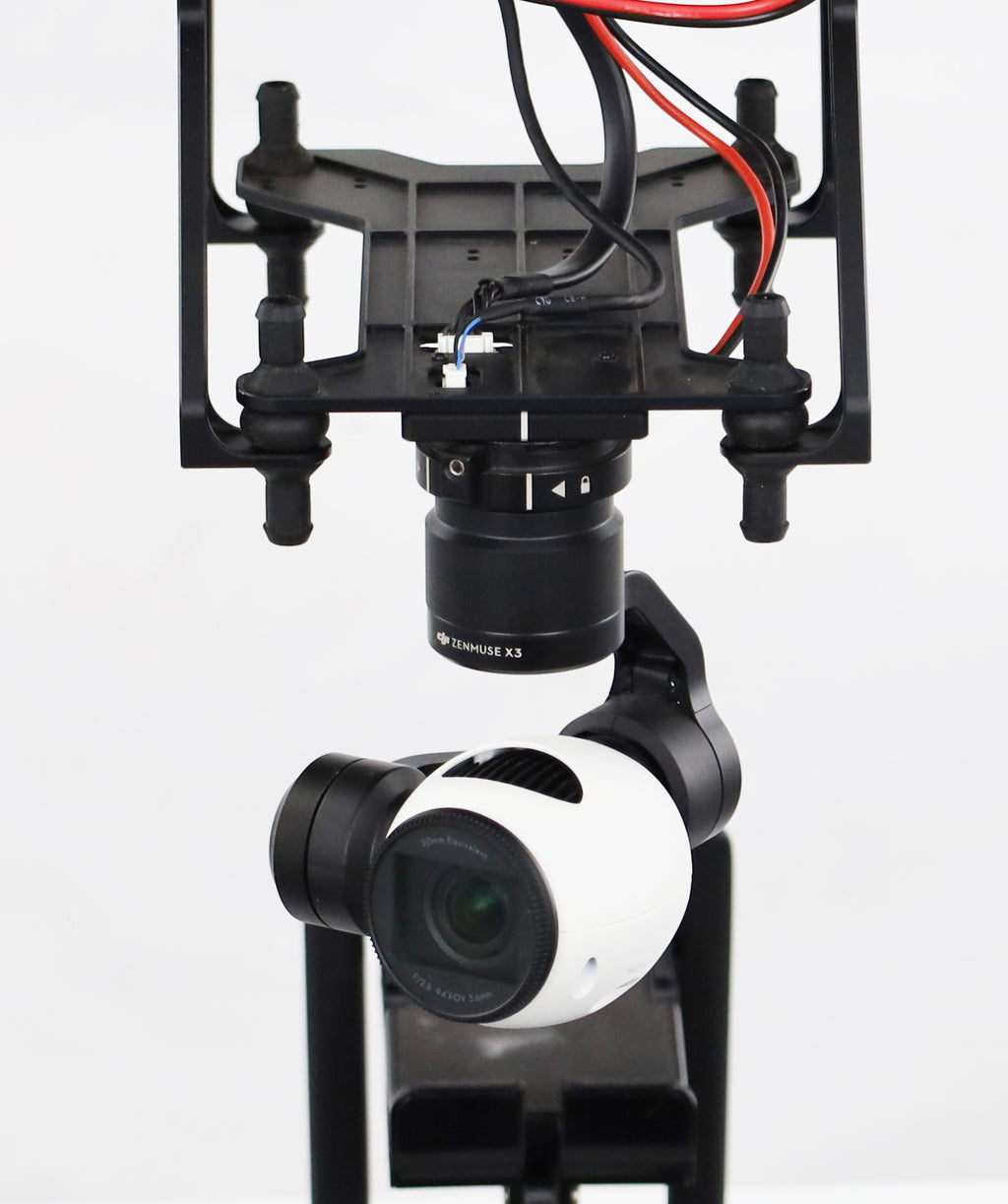 DJI Matrice 600 Hexacopter mit Kamera 20mm F/2.8 94FOV 12 Akkus in Kunsstoffbox