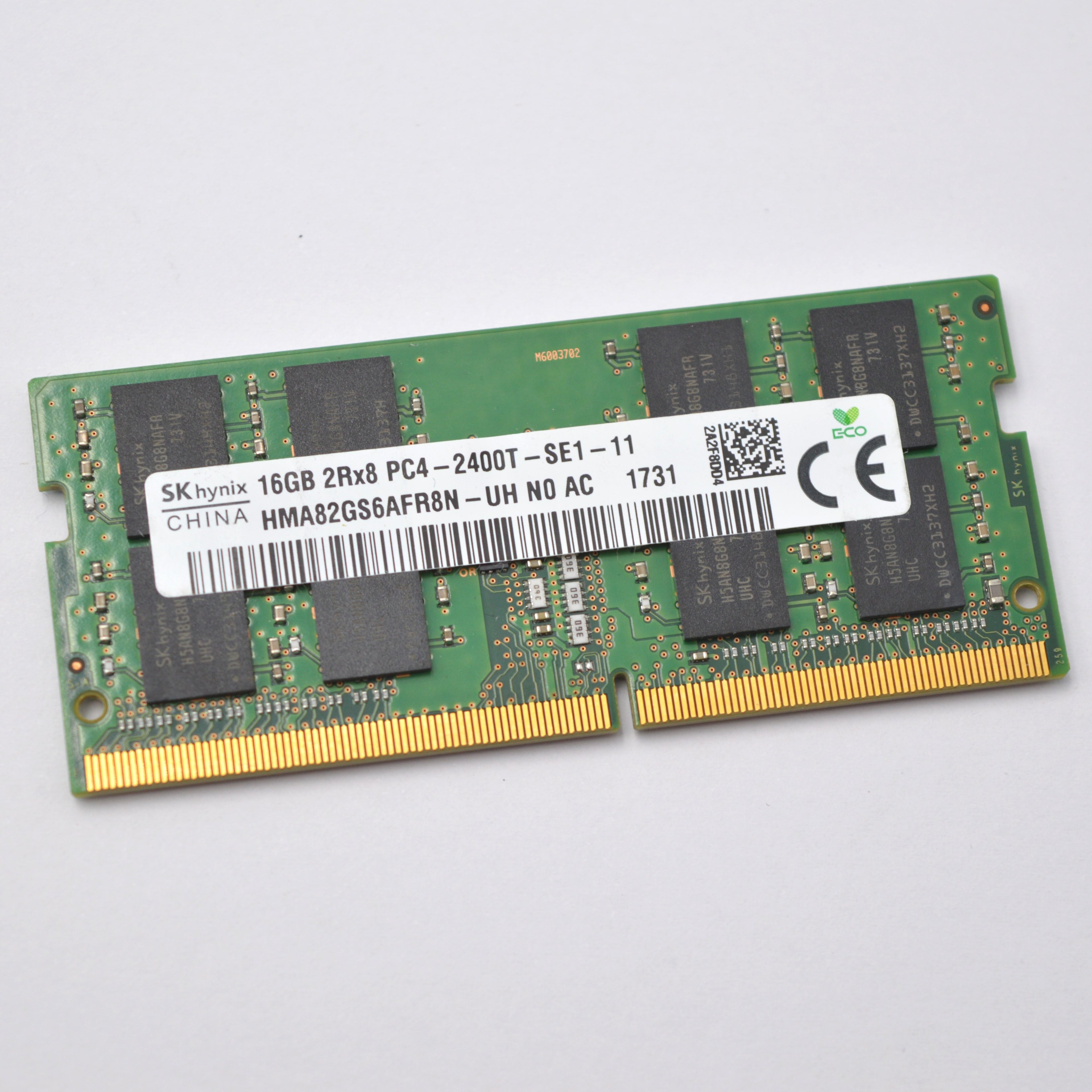 SK hynix SO-DIMM 16GB, DDR4-2400, CL17-17-17, HMA82GS6AFR8N-UH