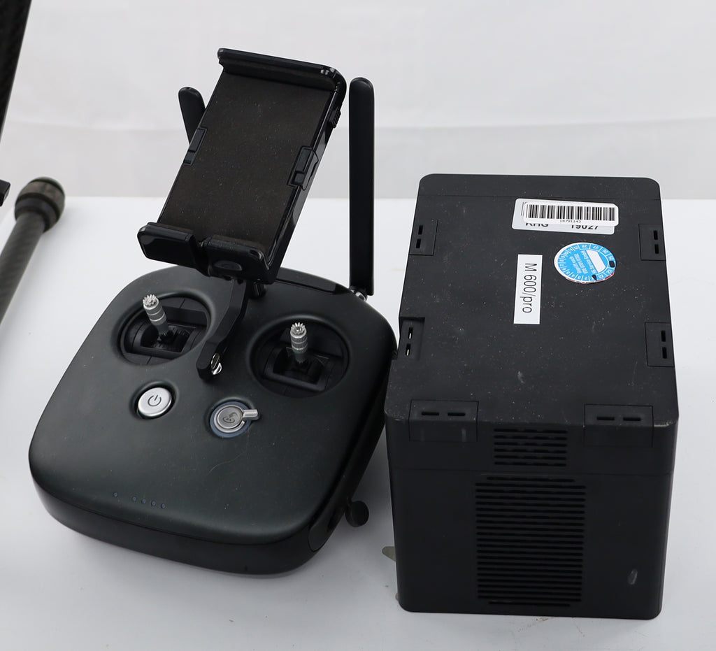 DJI Matrice 600 Hexacopter ohne Kamera und Gimbal