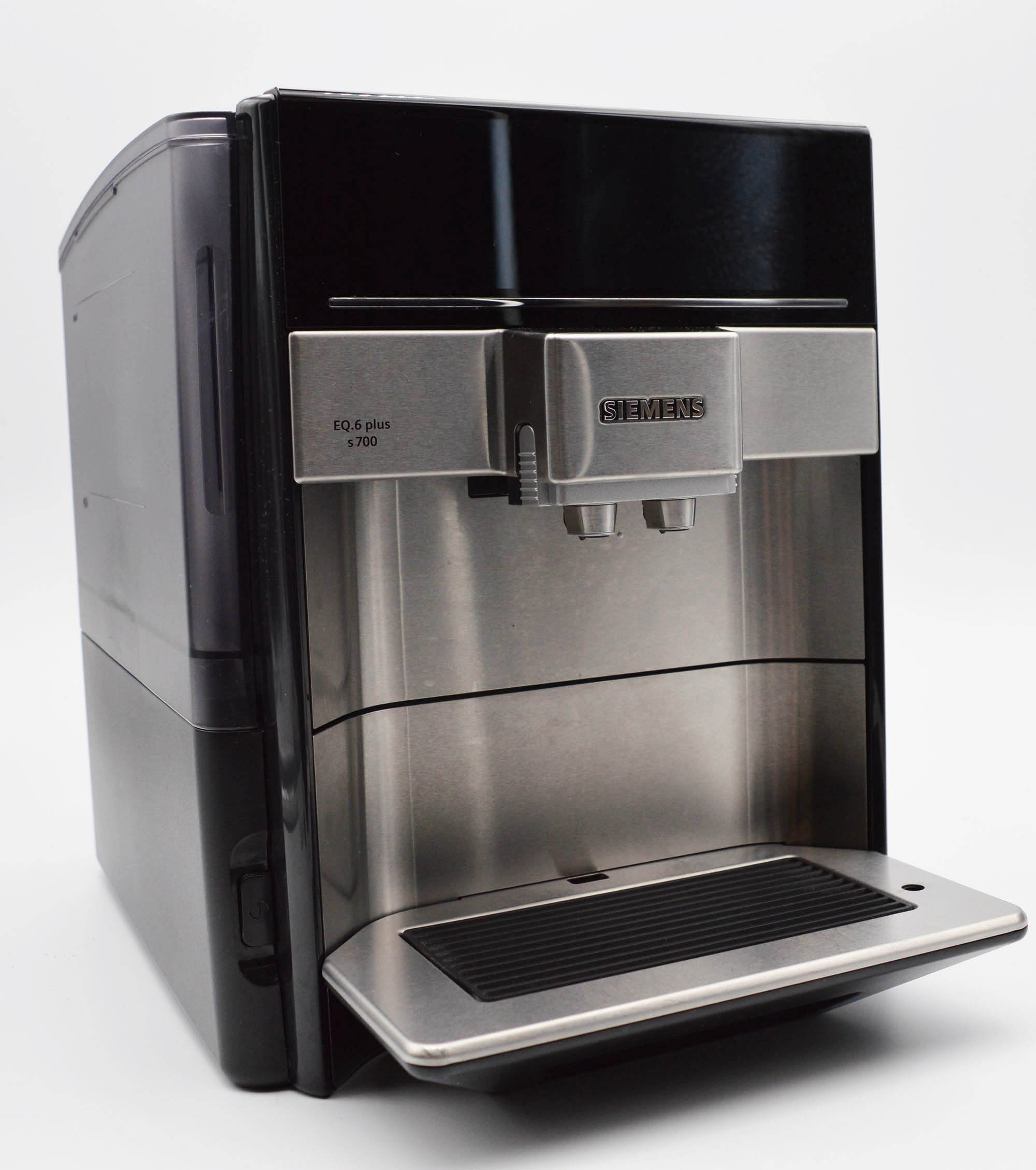 SIEMENS Kaffeevollautomat EQ6 plus s700 TE657M03DE für viele Kaffeespezialitäte