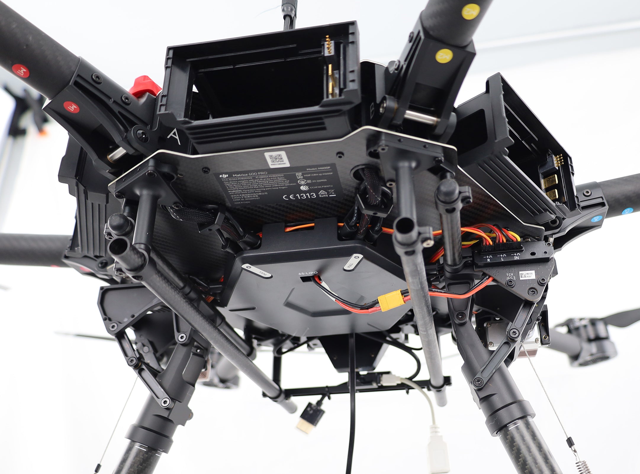 DJI Matrice 600 Hexacopter ohne Kamera und Gimbal
