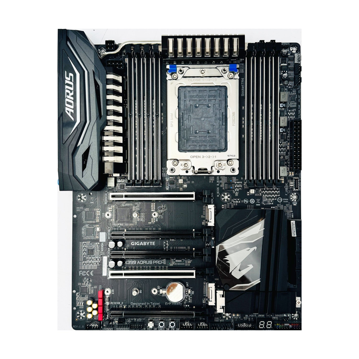 GIGABYTE X399 AORUS Pro AMD TR4 ATX Mainboard TR4 USB 3.1TypC-Gen2 3x M.2