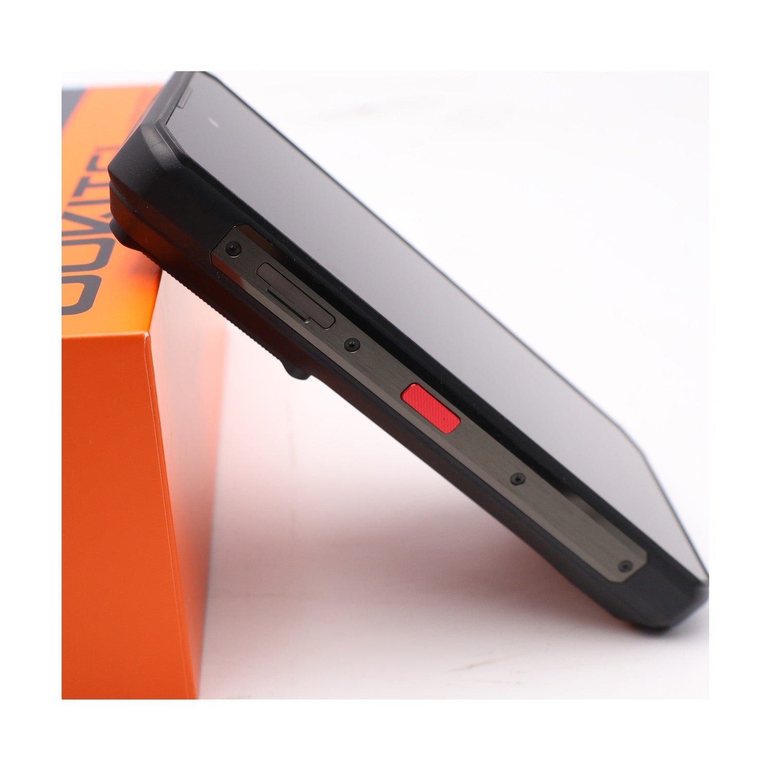 OUKITEL WP300 5G Android 15 Outdoor Handy 36GB+512GB 6,8 Zoll 16000mAh/45W 108M