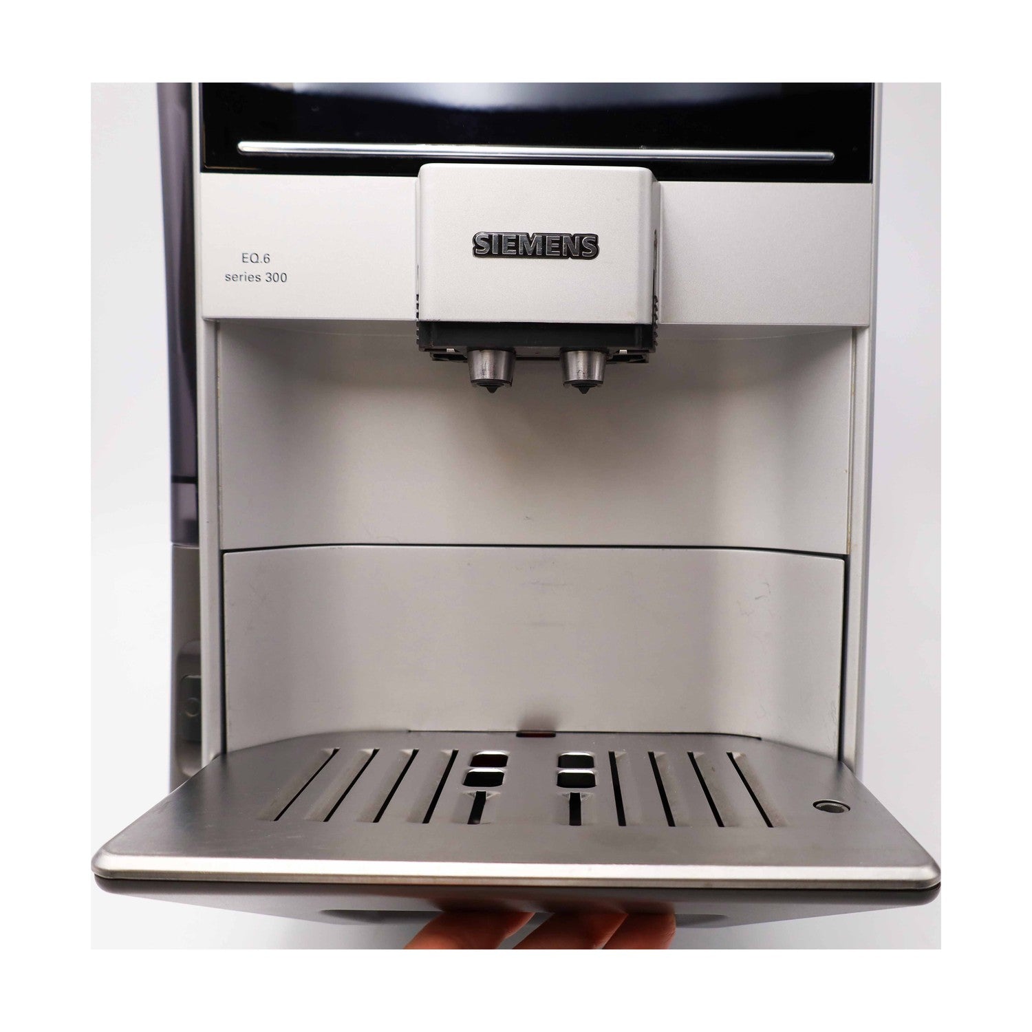 Siemens EQ.6 series 300 TE603501DE Kaffeevollautomat, oneTouch Function, Silver
