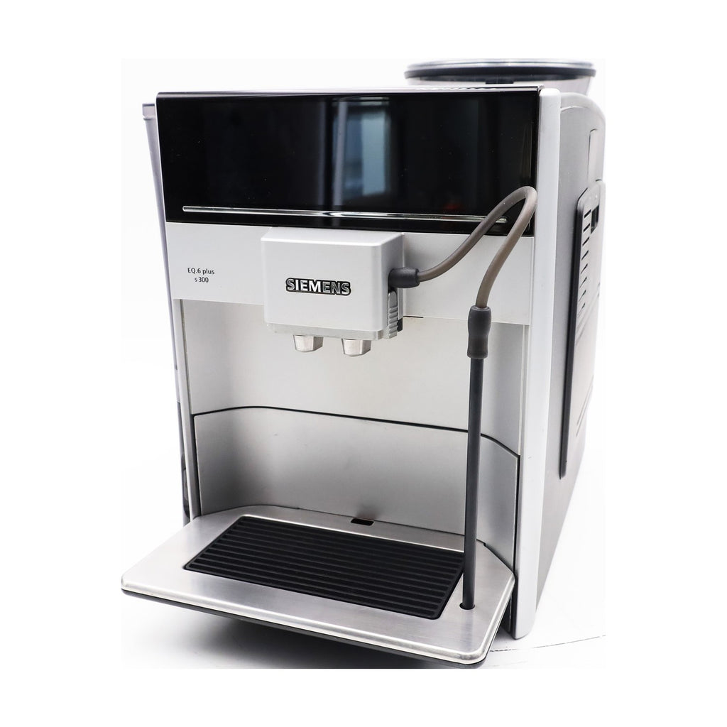 Siemens Kaffeevollautomat EQ.6 plus s300 TE653501DE, für viele Kaffeespezialitäten