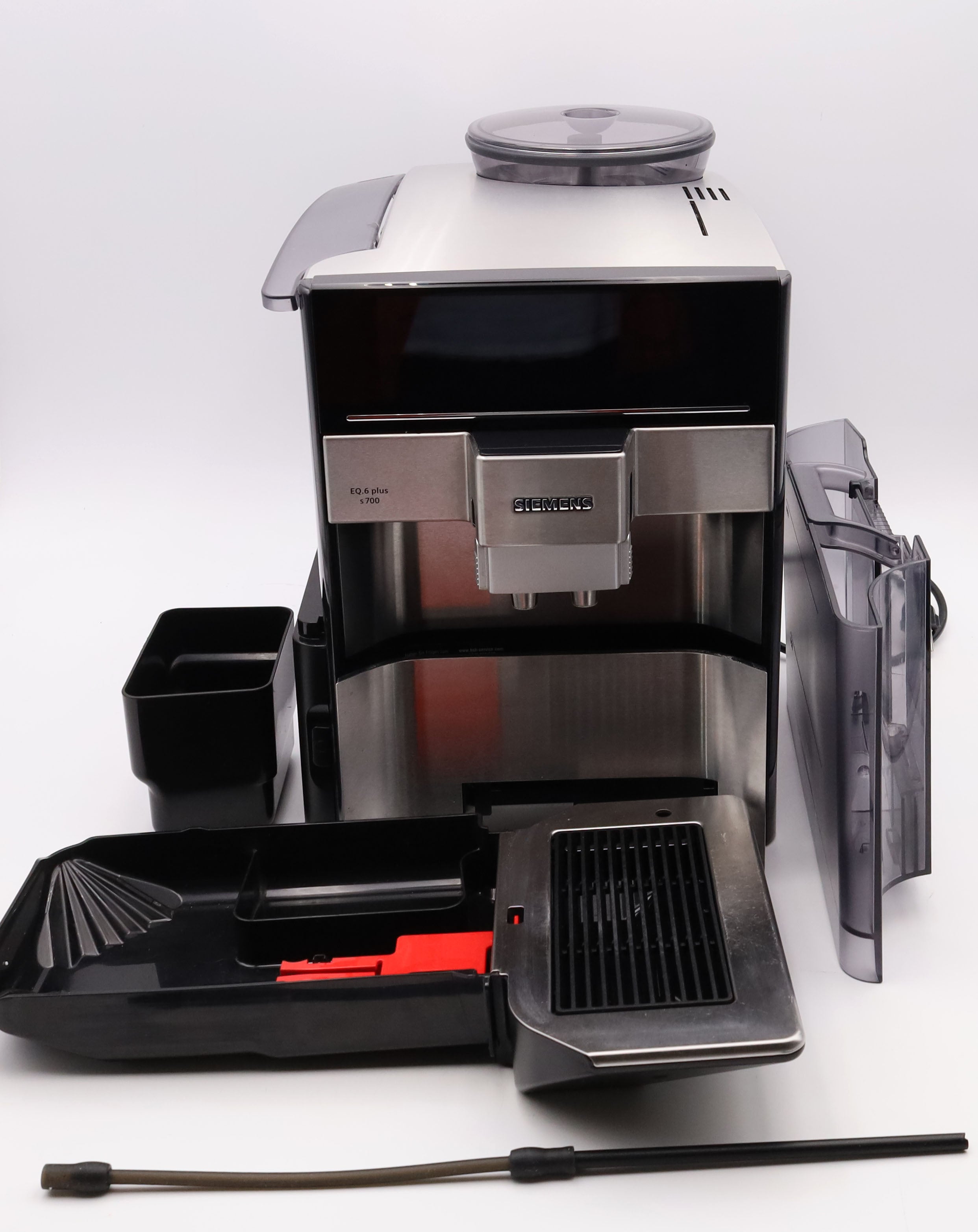 SIEMENS Kaffeevollautomat EQ6 plus s700 TE657M03DE für viele Kaffeespezialitäte