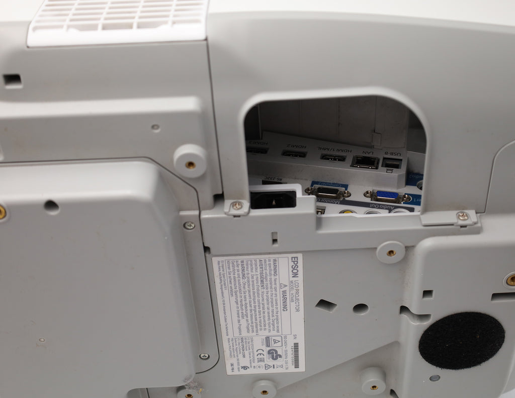 Epson EB-685W 3LCD WXGA 16:10 Ultrakurzdistanzprojektor OHNE Wandhalter
